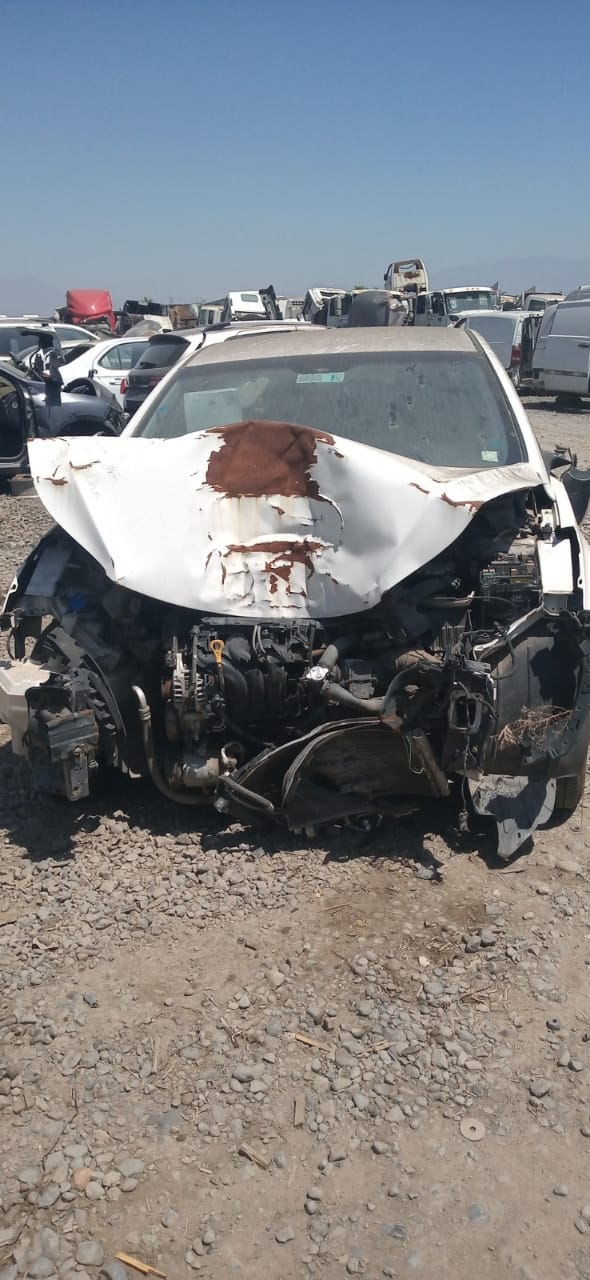  Hyundai ELANTRA 2013    EN DESARME